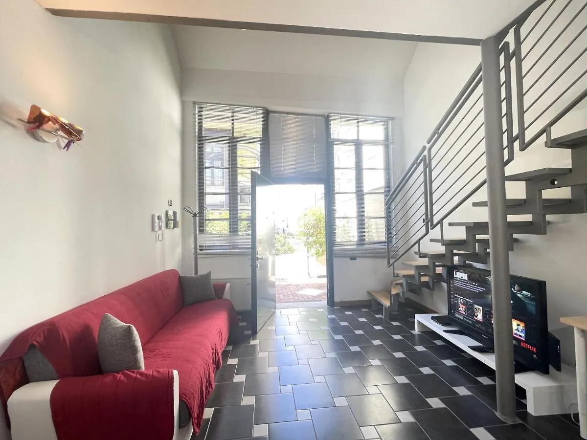 Accomodo Mil47 Monolocale Prada Apartment Milan