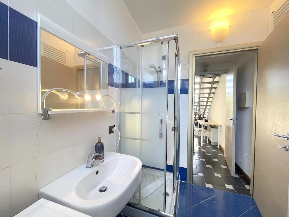 Accomodo Mil47 Monolocale Prada Apartment Milan 0*,