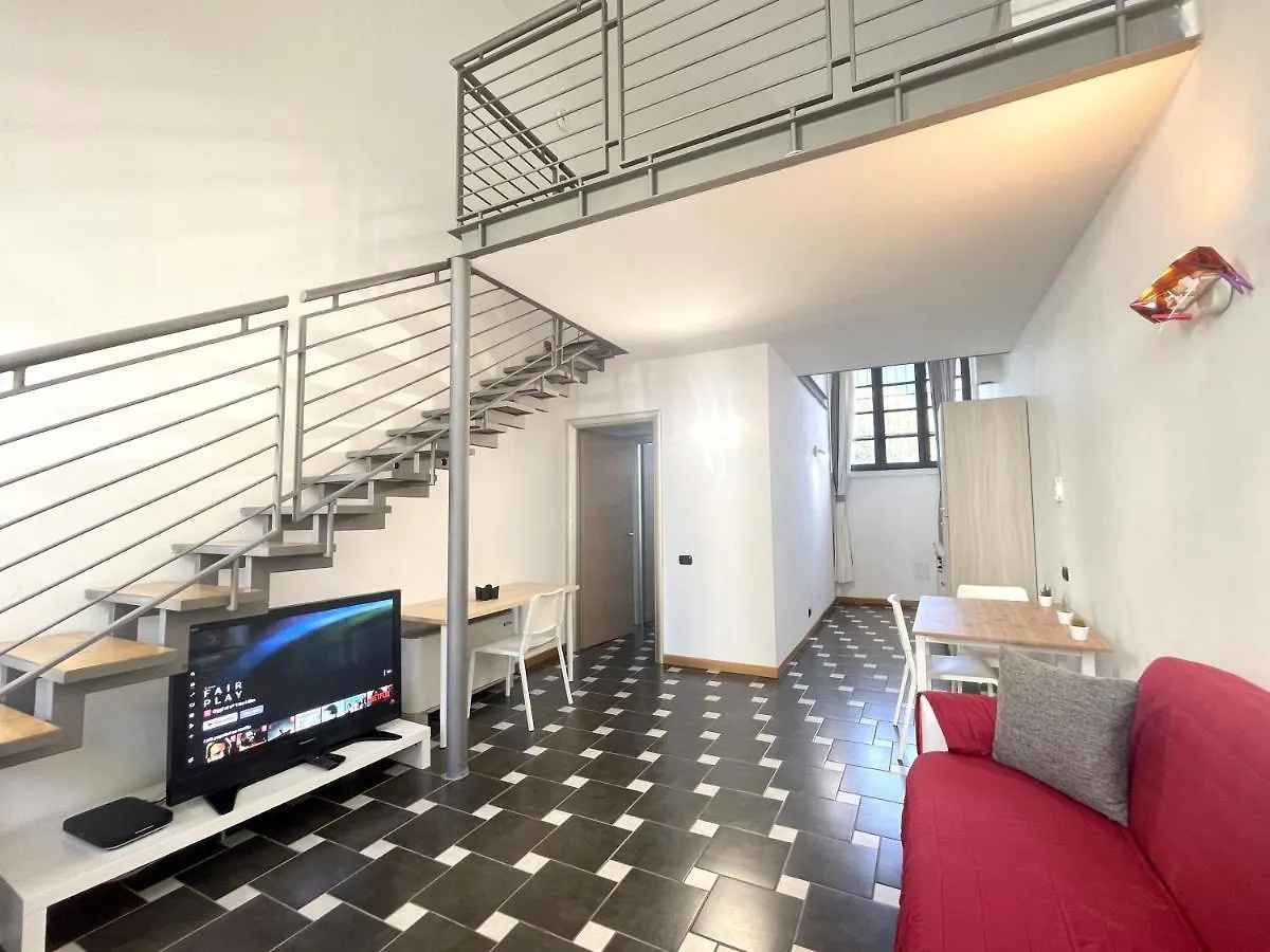 Accomodo Mil47 Monolocale Prada Apartment Milan Italy